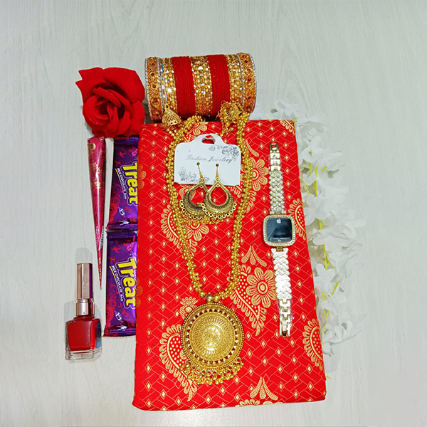 আকর্ষণীয় শাড়ী গিফট কম্ব সেট