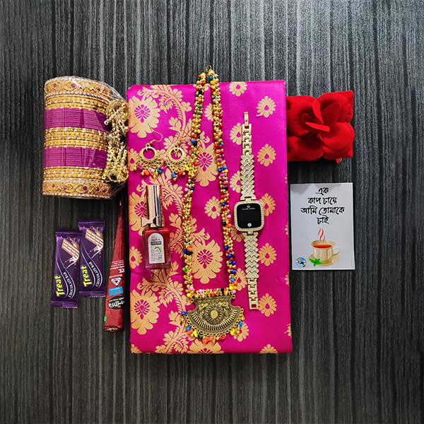 আকর্ষণীয় শাড়ী গিফট কম্ব সেট - (Premium)